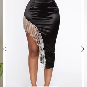 Subtle drip rhinestone midi skirt!